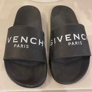 Givenchy Pool Slides